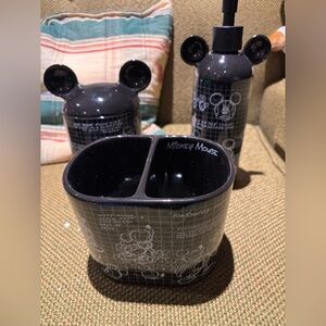 Disney Black Mickey Mouse Bath Accessories Set